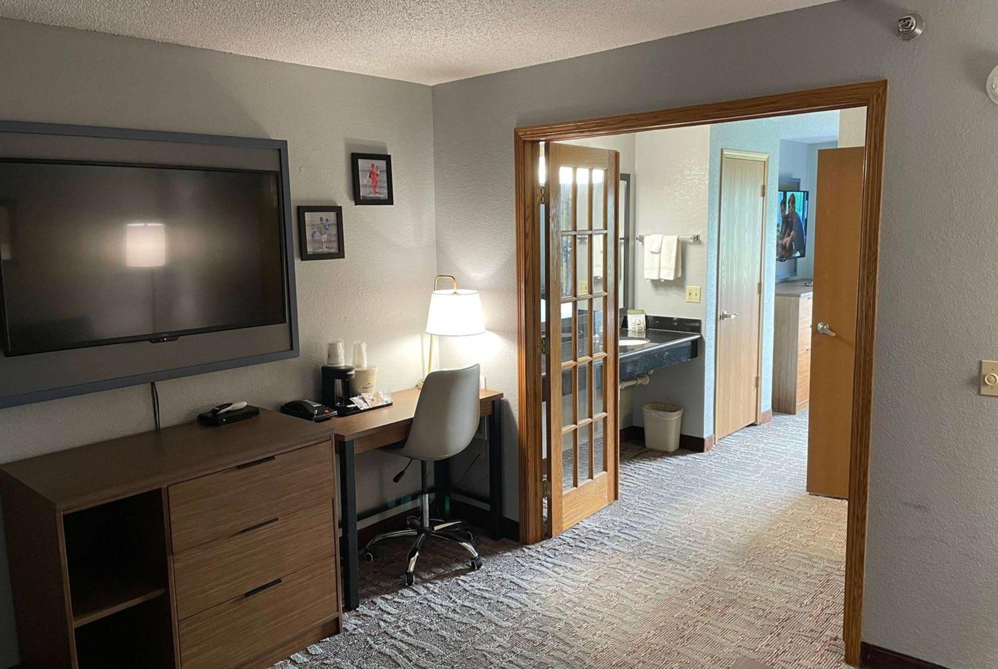 Americinn By Wyndham Ankeny/Des Moines Bagian luar foto